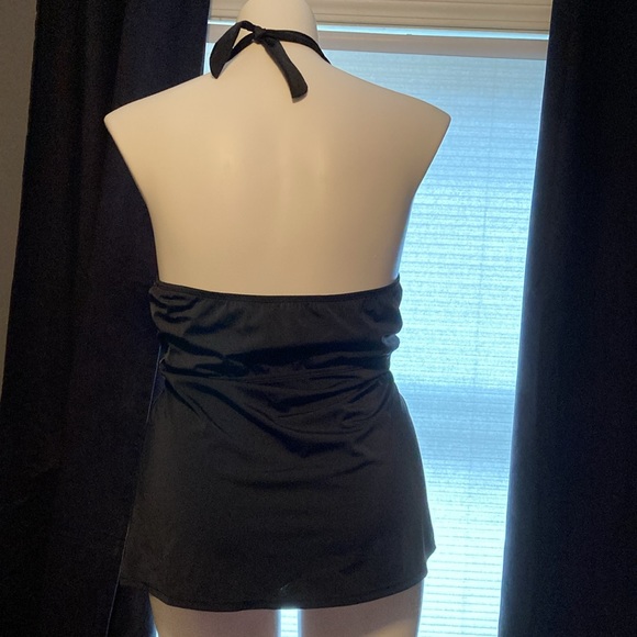 Shore Club adjustable tie halter padded tankini top with pink trim size 20 - Picture 4 of 5